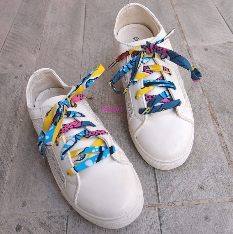 Lacets de chaussures en wax gris, jaune, rose et bleu. Lacets multicolore, wax, wax Lacets de chaussures en wax gris, jaune, rose et bleu. Lacets multicolore, wax, wax